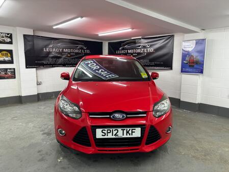 FORD FOCUS 1.6 Titanium