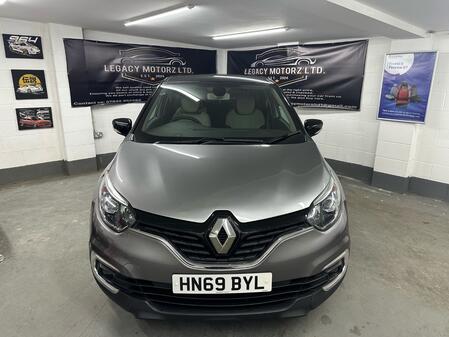 RENAULT CAPTUR 0.9 Iconic TCe 90 MY18