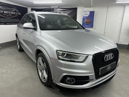 AUDI Q3 2.0 TFSI S line